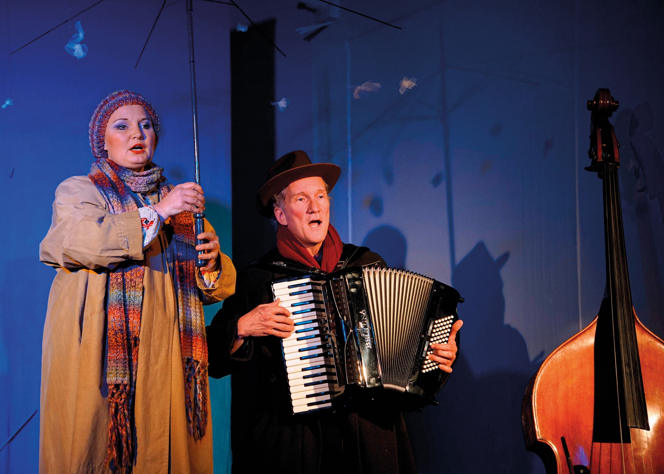 Szenenbild aus dem Schauspiel "In stiller Nacht"